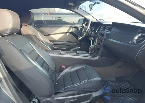 2013 Ford Mustang V6 из США, поврежденный, VIN 1ZVBP8AMXD5260058